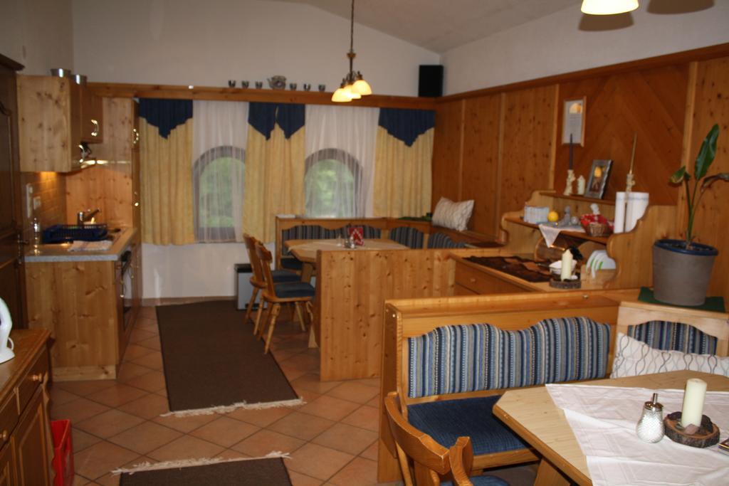 Schwarzenbacher Lungötz الغرفة الصورة